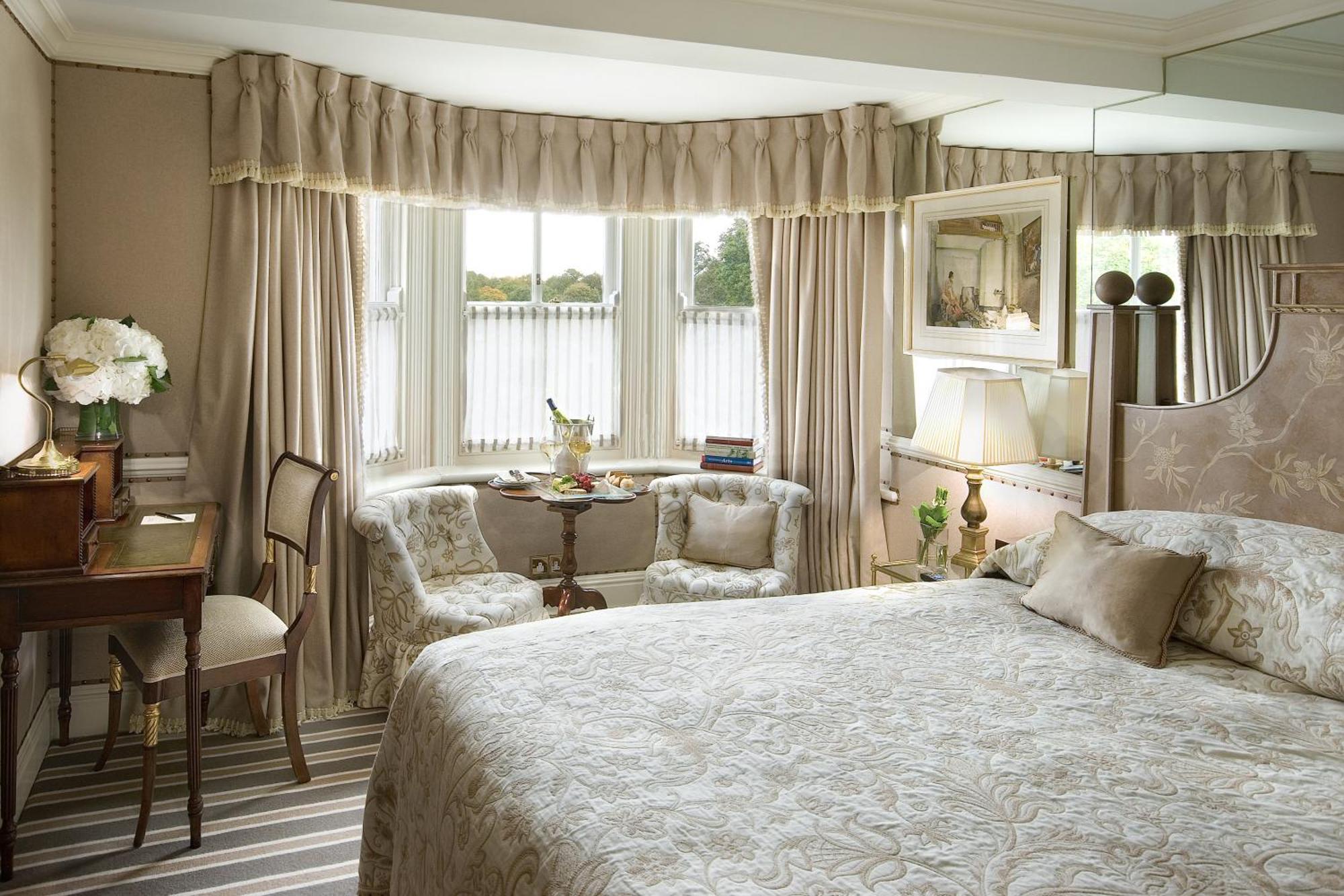 Milestone Kensington 5* London